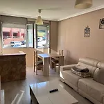 Apartman Acogedor Apartamento En Con Parking