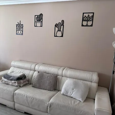 Διαμέρισμα Acogedor Apartamento En Con Parking Οβιέδο